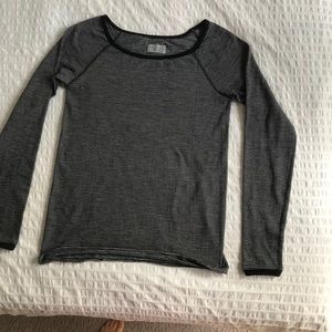 Athleta Stretchy Top